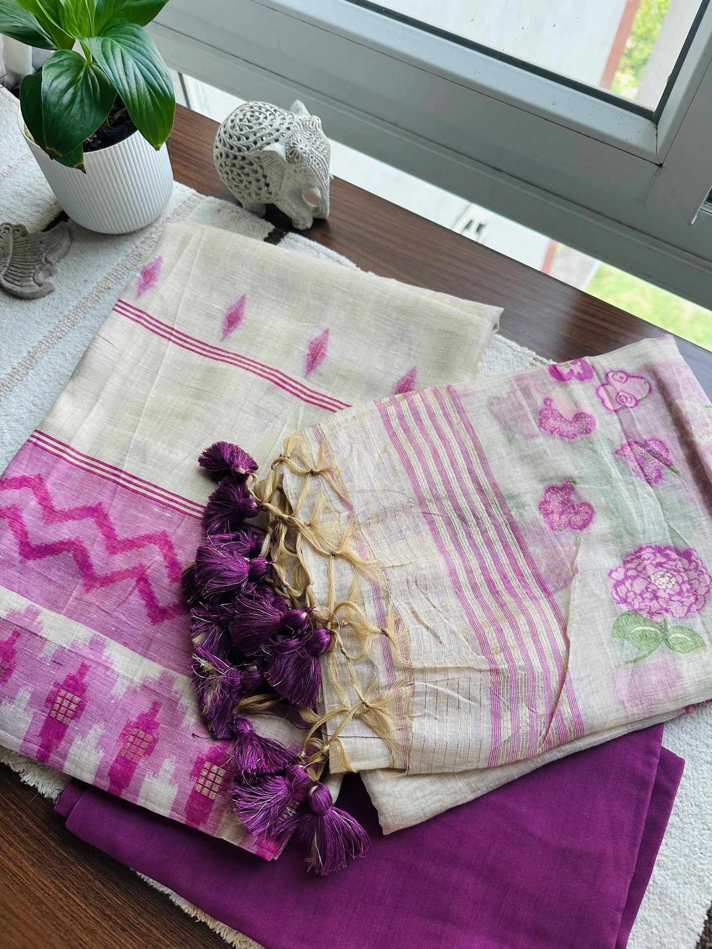 Ivory & Pink Jamdani Chanderi Suit Set