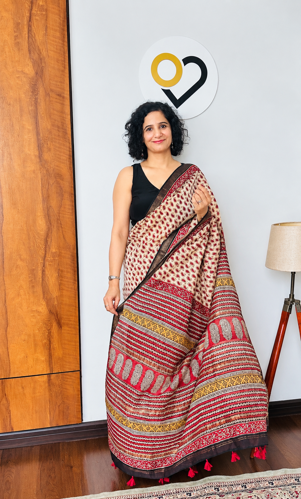 Crimson & Off-White Maheshwari Silk Saree