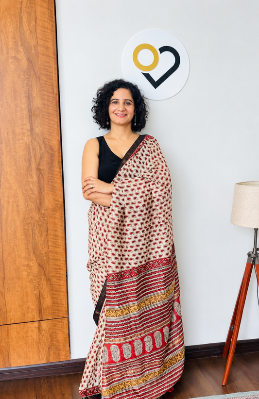 Crimson & Off-White Maheshwari Silk Saree