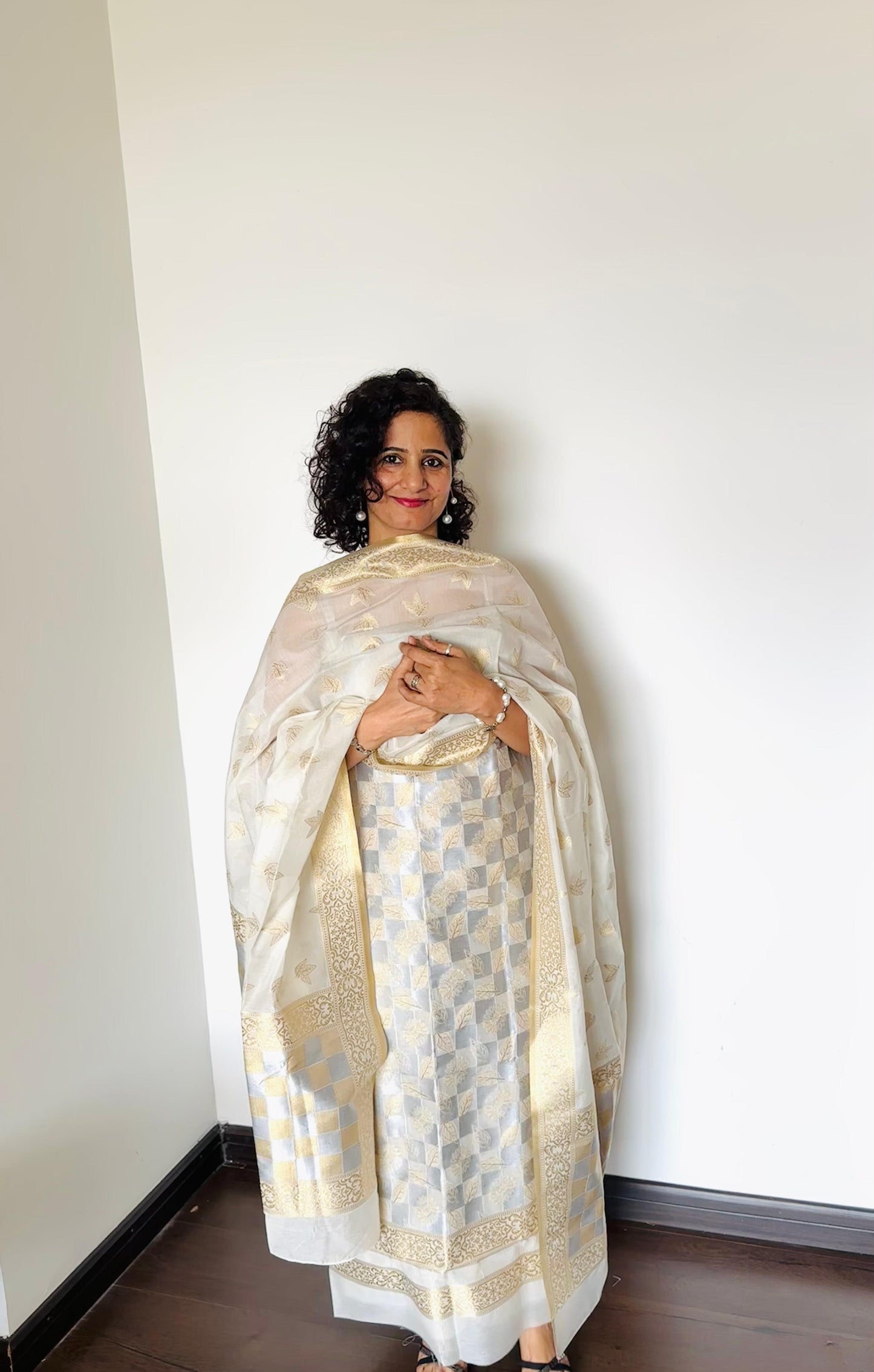 Goden Banarasi Suit Set