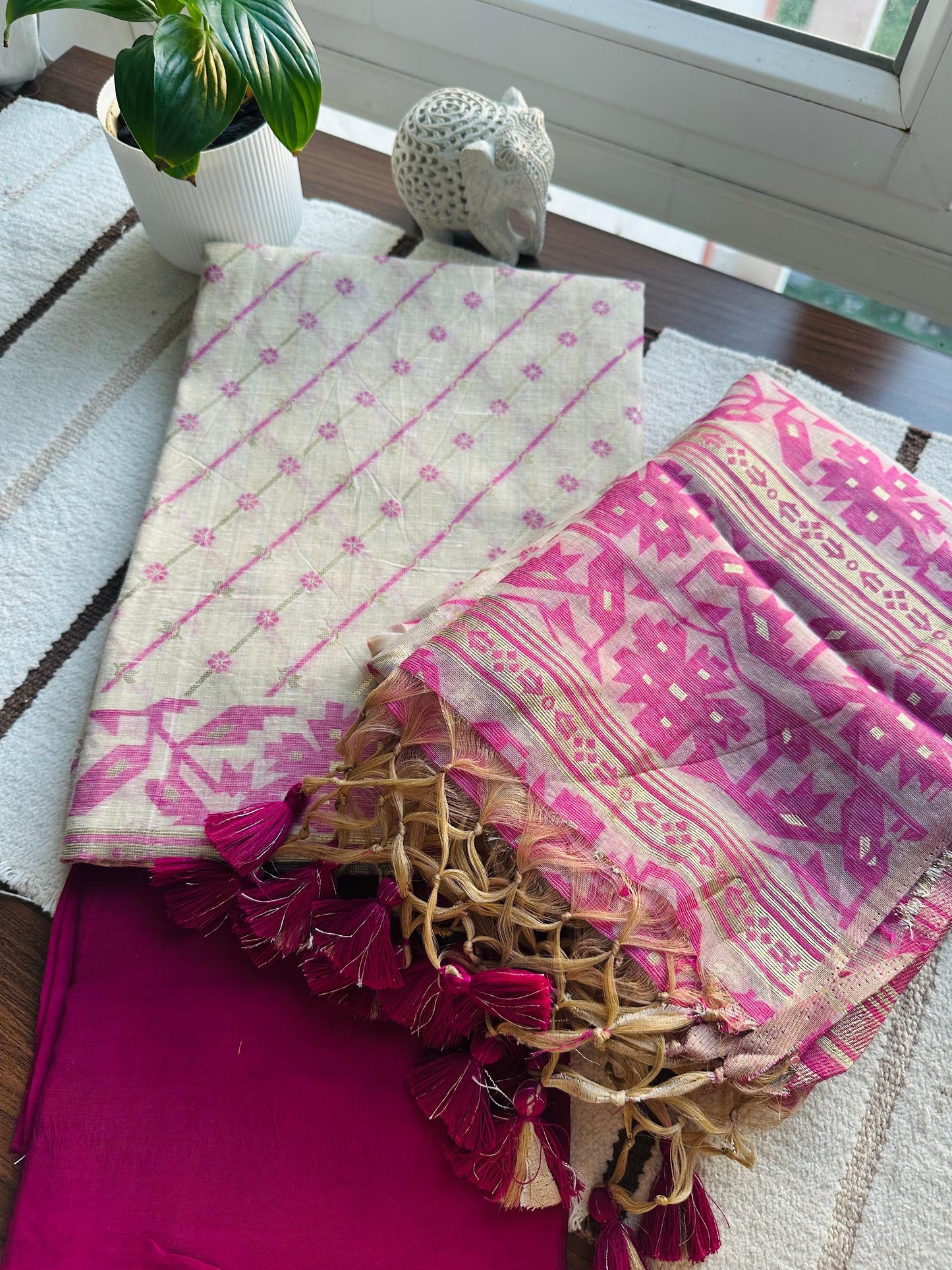 Ivory & Orchid Pink Jamdani Chanderi Suit Set
