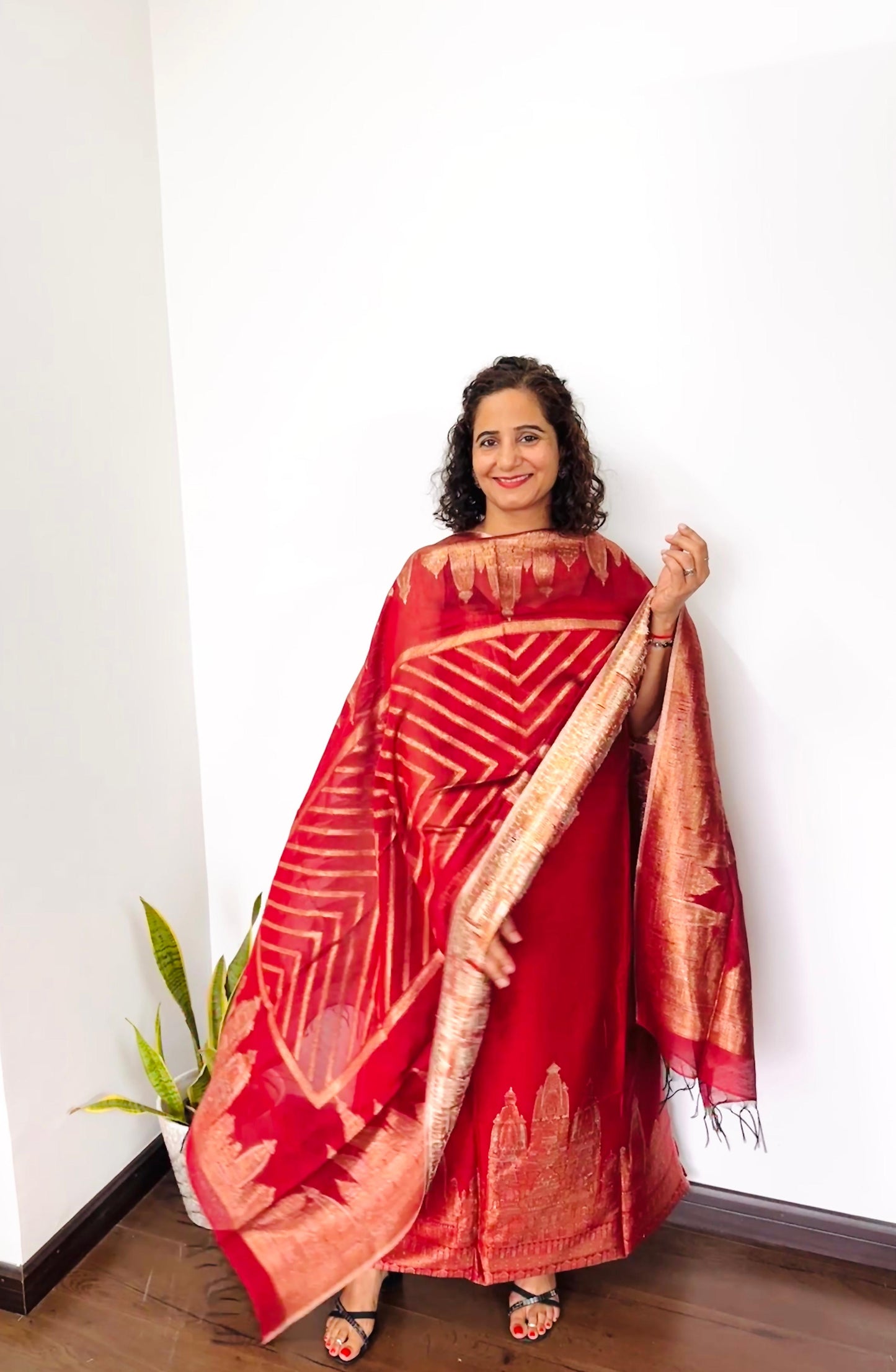Red Taj Mahal Pure Silk Suit Set